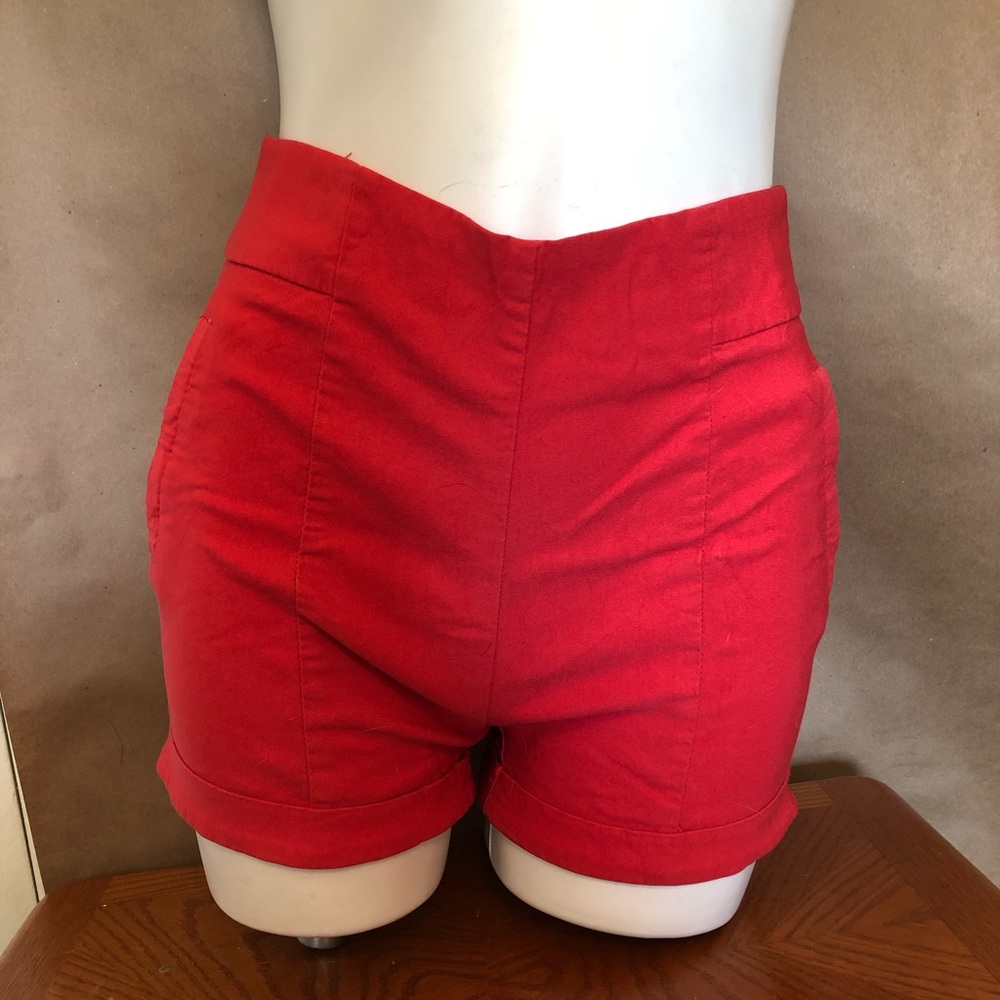 Hot-Pants are a Girls Best Friend
